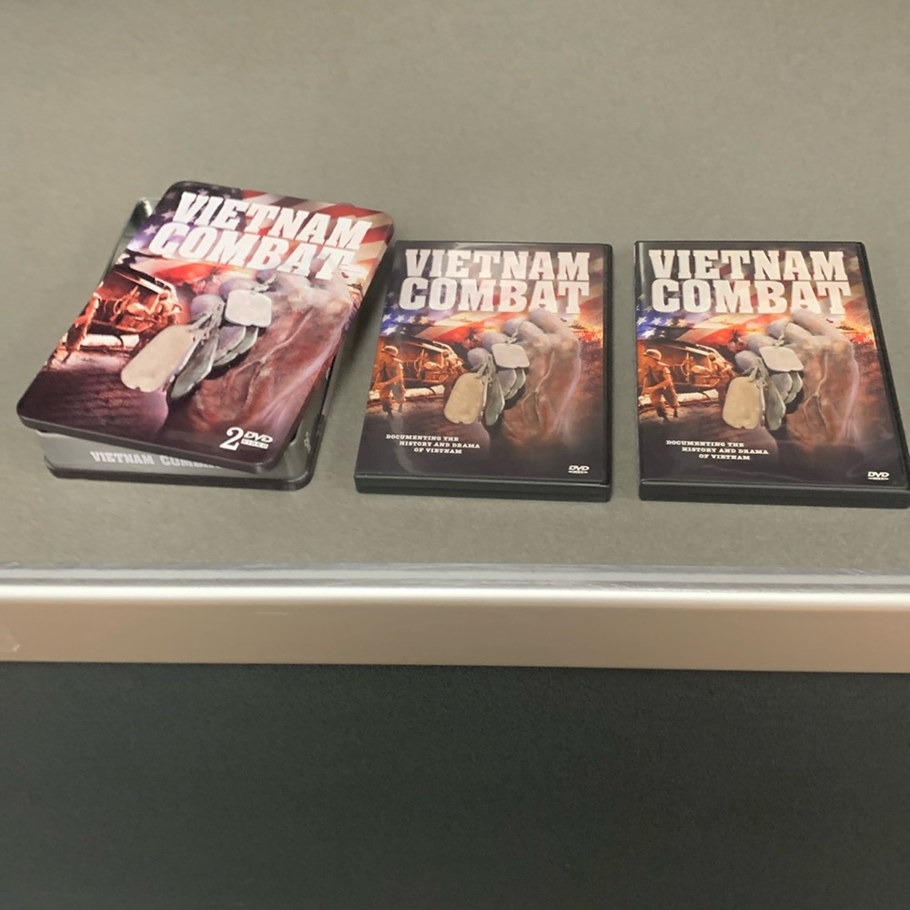 Vietnam Combat 2 Disc DVD Set in Collectible Case History Drama Documentary